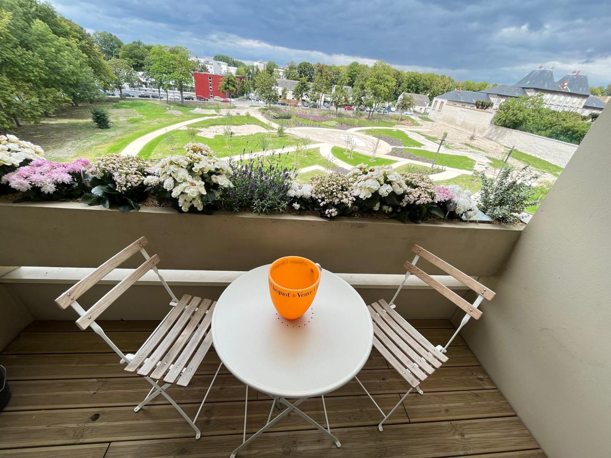 Les Rives Remoises Apartment แร็งส์ ภายนอก รูปภาพ